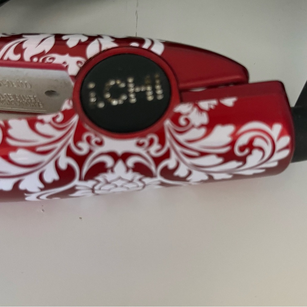 I.CHI hair straightener Red and White Floral Hair Straightener